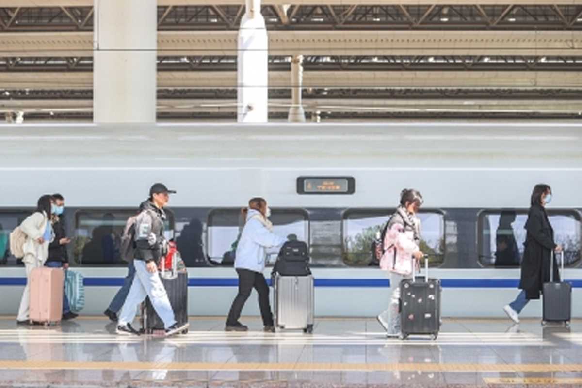 चीन में वसंतोत्सव समाप्त, यात्री आवागमन लगभग 1.6 अरब होने की उम्मीद चीन में वसंतोत्सव समाप्त, यात्री आवागमन लगभग 1.6 अरब होने की उम्मीद